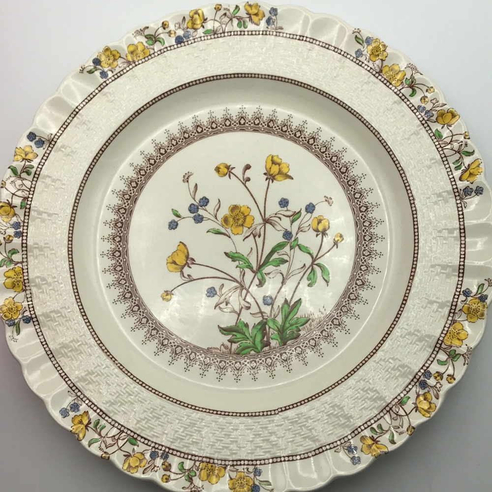 Copeland Spode Buttercup Dinner Plate